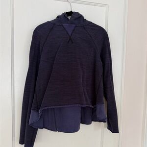 Lululemon
Purple jacket pink seams
Size 6